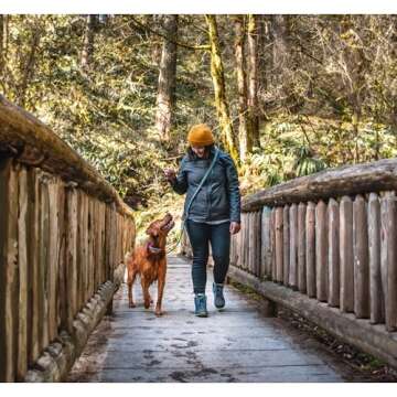 Kurgo 6 in 1 Quantum Leash, Hands Free Leash for Dogs, Running Belt Lead, Crossbody & Waist Belt Style, Reflective, Carabiner Clip, for Training, Hiking, or Jogging, 4 Colors