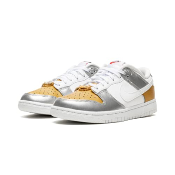 Stylish Nike Women Gymnastics Sneakers for Active Women