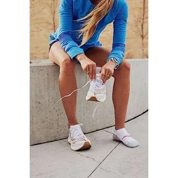 Saucony Women’s RunDry Performance Heel Tab Socks