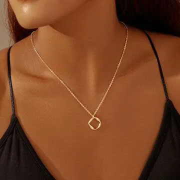 Trendy 14k Gold Layered Necklaces Set for Women