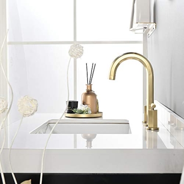 Elegant Phiestina Widespread Gold Bathroom Faucet