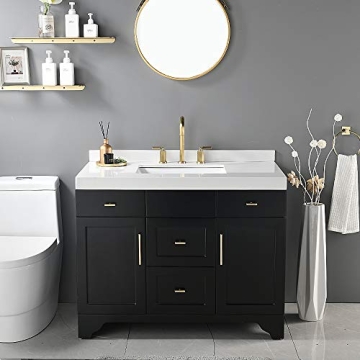 Elegant Phiestina Widespread Gold Bathroom Faucet