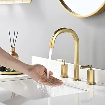 Elegant Phiestina Widespread Gold Bathroom Faucet