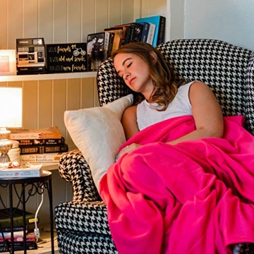 Lightweight Pink Microfleece Travel Blanket 50x60