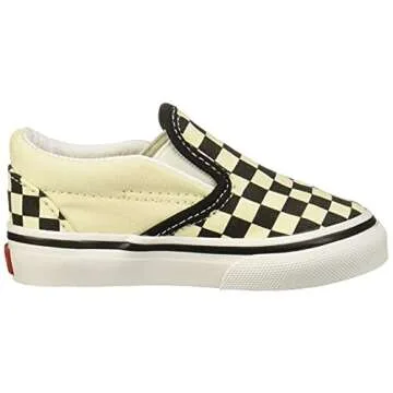 Stylish Vans Unisex CLASSIC SLIP-ON Sneakers for Toddlers