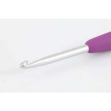 Clover 1045/G Purple Amour Crochet Hook, Size G, 4.0mm