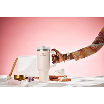 STANLEY 40oz Quencher H2.0 Tumbler in Rose Quartz