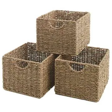 The Lakeside Collection Set of 3 Wicker Storage Basket Bins for Organizing Closet Shelf, Bathroom, Crafting, Kitchen, or Kids Room - Empty Handwoven Seagrass Cubes with Handle for Tidy Organization