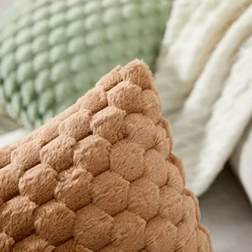 Yaertun Luxury Faux Fur Throw Pillow Covers Set of 2