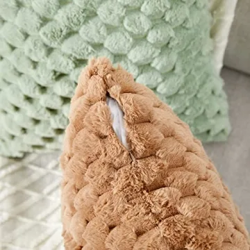 Yaertun Luxury Faux Fur Throw Pillow Covers Set of 2