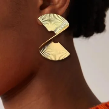 Bmadge Gold Geometric Earrings: Stylish Statement Jewelry