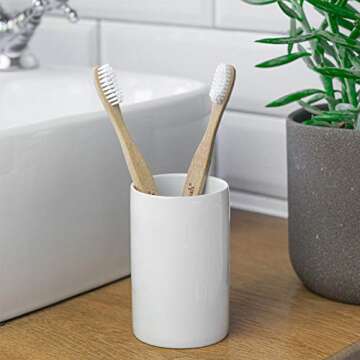 Harbour Housewares Glazed White Ceramic Bathroom Toothbrush Tumbler, 250ml