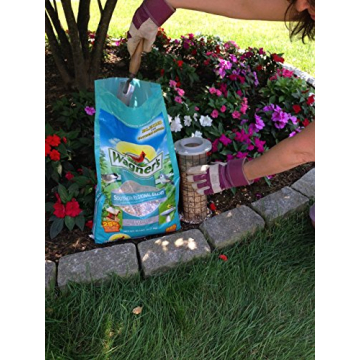 Premium Southern Blend Wild Bird Food 20lb Bag by Wagner's