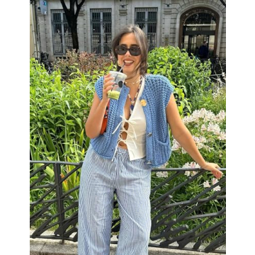 Hvewarm Womens Casual Chunky Knit Vest Gold Button Down Crop Crochet Sleeveless Sweater Vest (Blue-M)