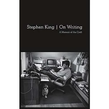 On Writing: 10th Anniversary Edition: A Memoir of The Craft 2010 Paperback [Stephen King]