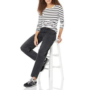 Amazon Essentials Women's Long-Sleeve T-Shirt in Classic Fit