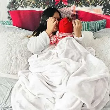 Bedsure White Fleece Throw Blanket - 300GSM Blankets for Couch, Sofa, Bed, Soft Lightweight Plush Cozy Throws for Toddlers, 50x60 inches