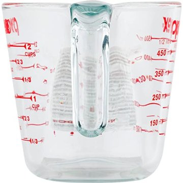 Durable Pyrex 2-Cup Measuring Cup with Red Graphics