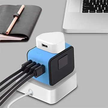 Smart Travel Adapter for Worldwide Charging Solutions