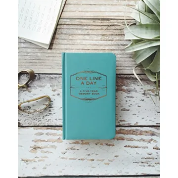 One Line A Day: A Five-Year Memory Book (5 Year Journal, Daily Journal, Yearly Journal, Memory Journal)