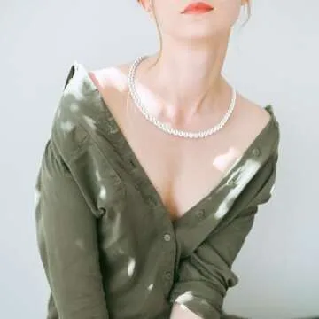 Pearl Necklaces Imitation Pearl Choker Necklace for Women Bridesmaid Jewelry Gift for Wedding Daily Wear, Party (Gold)