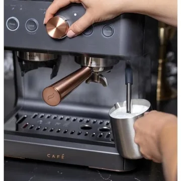 Smart WiFi Espresso Machine with Built-In Grinder - Café Bellissimo
