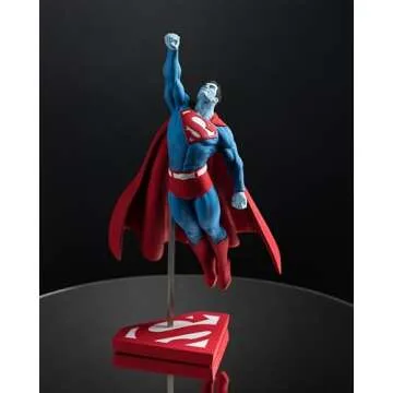 McFarlane Toys Superman Statue by Gary Frank - Limited Edition
