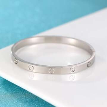 FOLOOTY Cubic Zirconia Bracelet - 18K Gold Plated