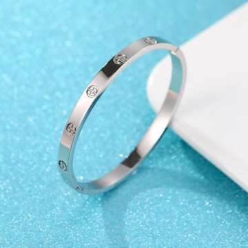 FOLOOTY Cubic Zirconia Bracelet - 18K Gold Plated