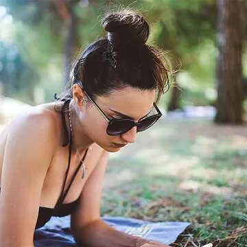 Bat Hair Clips 2pcs Halloween Hair Combs,Bat Side Comb Alloy Headpiece Hair Hairpin Combs Hair Accessories for Girls Woman Girl Hair Clips