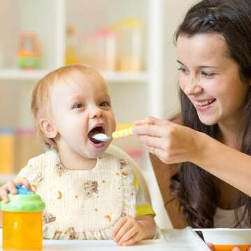 Zainpe 5Pcs Snap Muslin Cotton Baby Drooling Bibs Bear Rabbit Bibs with Flounce Lace Absorbent Layers Soft Bandana Burp Cloths for Infant Girls Boys Toddler Newborn Eating Teething Feeding 0-24 Months