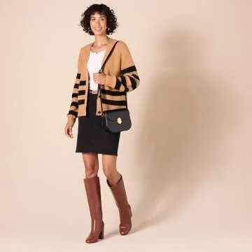 Amazon Essentials Women's Flap Bag - Chic & Functional