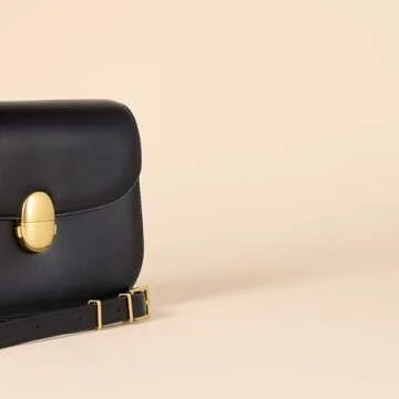 Amazon Essentials Women's Flap Bag - Chic & Functional