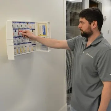 First Aid Only SmartCompliance 50-Person OSHA First Aid Kit