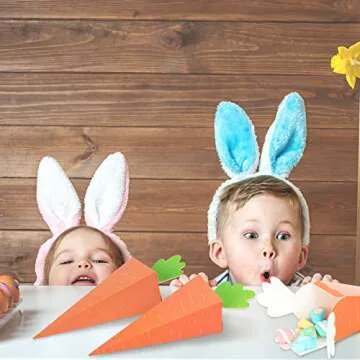 Whaline 24Pcs Easter Treat Boxes Carrot Shaped Cookie Candy Boxes 3D Carrot Cardboard Box Easter Paper Gift Container for Easter Spring Cookie Goodie Candy Sweet Decorations Party Favors Supplies