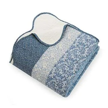 Blue Floral Quilted Bedspread for King Size Beds - Modern Elegance