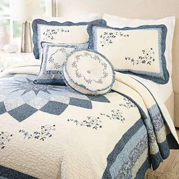 Blue Floral Quilted Bedspread for King Size Beds - Modern Elegance