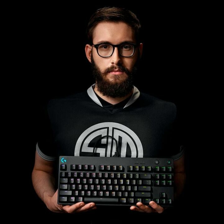 Logitech G Pro TKL Gaming Keyboard - GX Blue Switch