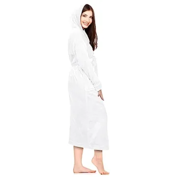 Embrace Luxurious Warmth with Our Hooded Bathrobe