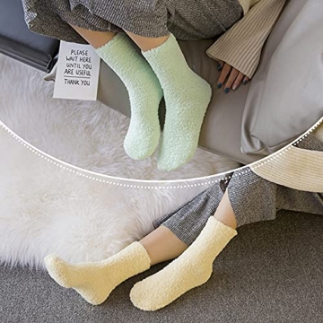 Soft Fuzzy Winter Socks for Women - 5 Pack
