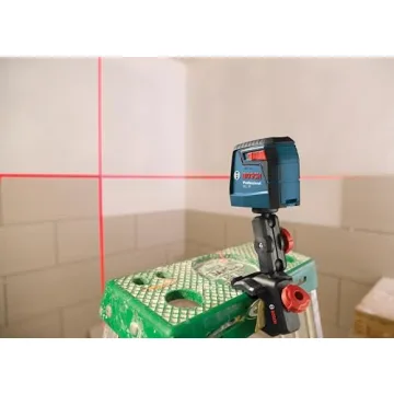 Precision with BOSCH GLL 30 Self-Leveling Laser Level