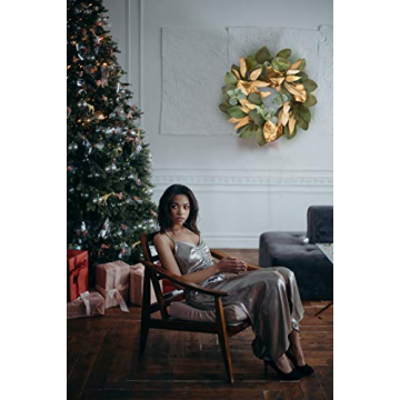 Beautiful Cloris Art Christmas Wreath for Your Home