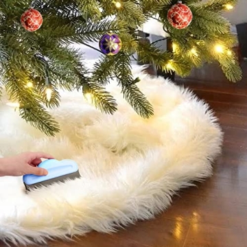 Luxurious Funux Faux Fur Christmas Tree Skirt - 48 Inch