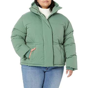 Amazon Essentials Women's Puffer Jacket in Sage Green