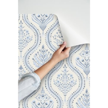 Elegant Peel & Stick Wallpaper Swatch for Easy Home Decor