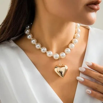 Chunky Heart Necklace Women with Pearl Beads Gold Jewelry