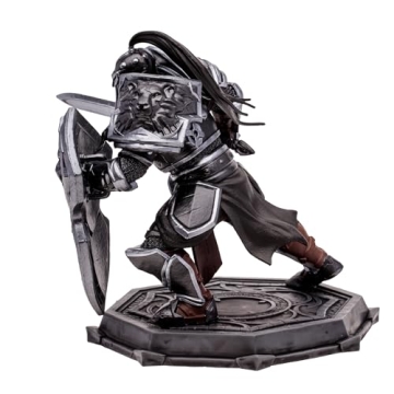McFarlane Toys World of Warcraft Warrior/Paladin Collectible Figure