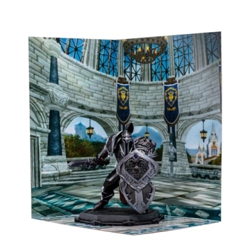 McFarlane Toys World of Warcraft Warrior/Paladin Collectible Figure