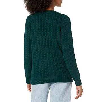 Comfortable Deep Green Fisherman Cable Sweater for Women