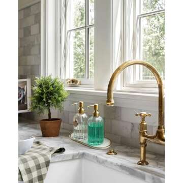 JASAI 18Oz Glass Soap Dispenser with Golden Pump for Kitchen,Refillable Liquid Hand Soap Dispenser with Vertical Stripe, Clear Soap Dispenser Bathroom for Hand soap, Dish Soap, Lotion